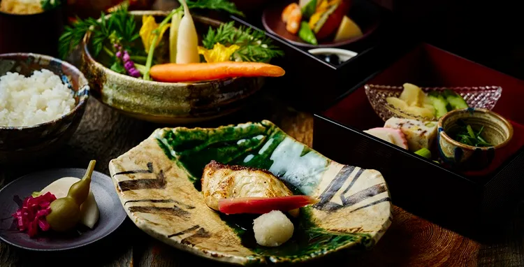 Japanese-style kaiseki cuisine